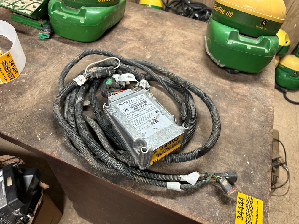 John Deere Multi Function Controller PCXL01C300821 Location: Site 1E
