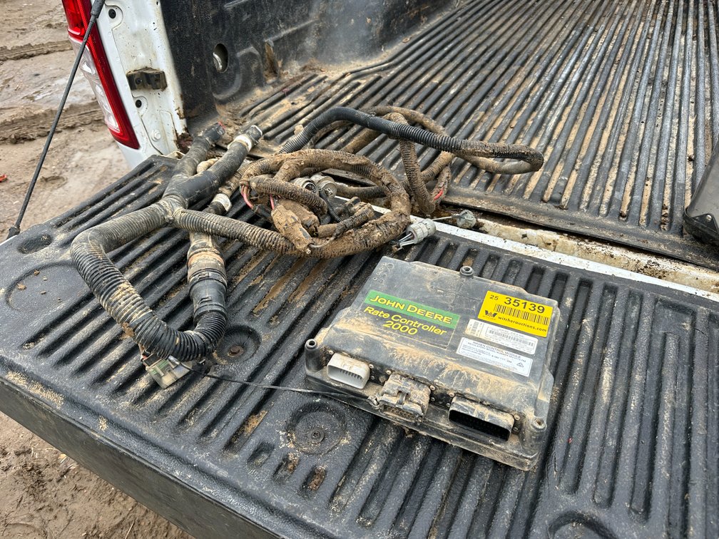 John Deere 2000 Rate Control  Location: Site 1E