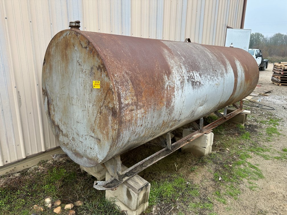 ~1000gal Diesel Tank  