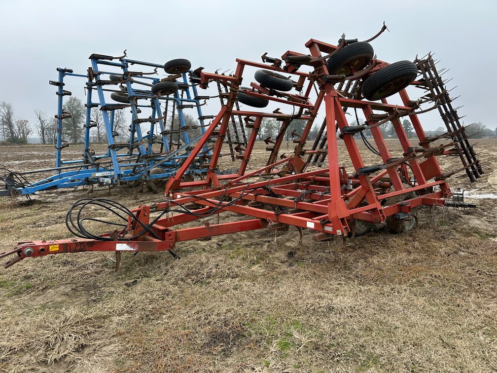 Case 4800 28' Field Cultivator 
