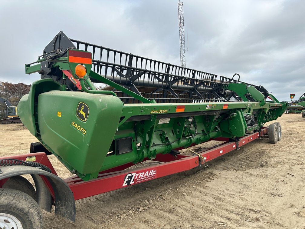 2017 John Deere  640FD Hydra Flex  Draper Header  Location: Site 1D