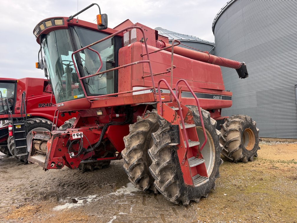 Case IH 2188 4x4 Combine JJC01964106