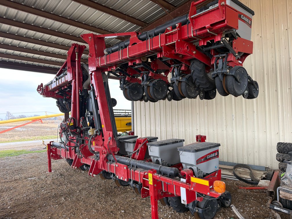 Case IH 1235 Planter CBJY1235ENS105707