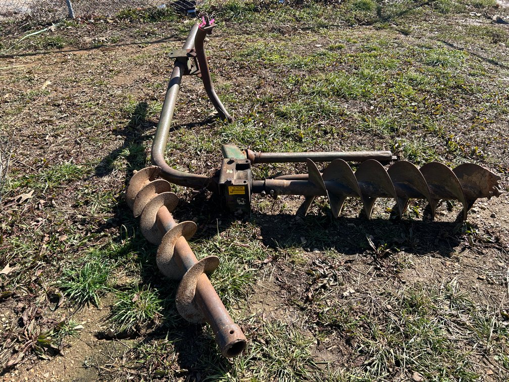 John Deere 3pt Auger Inv# 37626