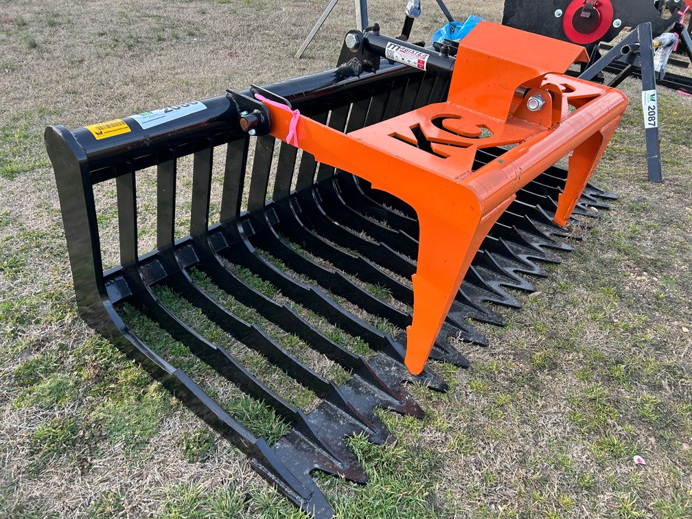 Unused KC 76” skid steer single cylinder grapple Inv# 37858