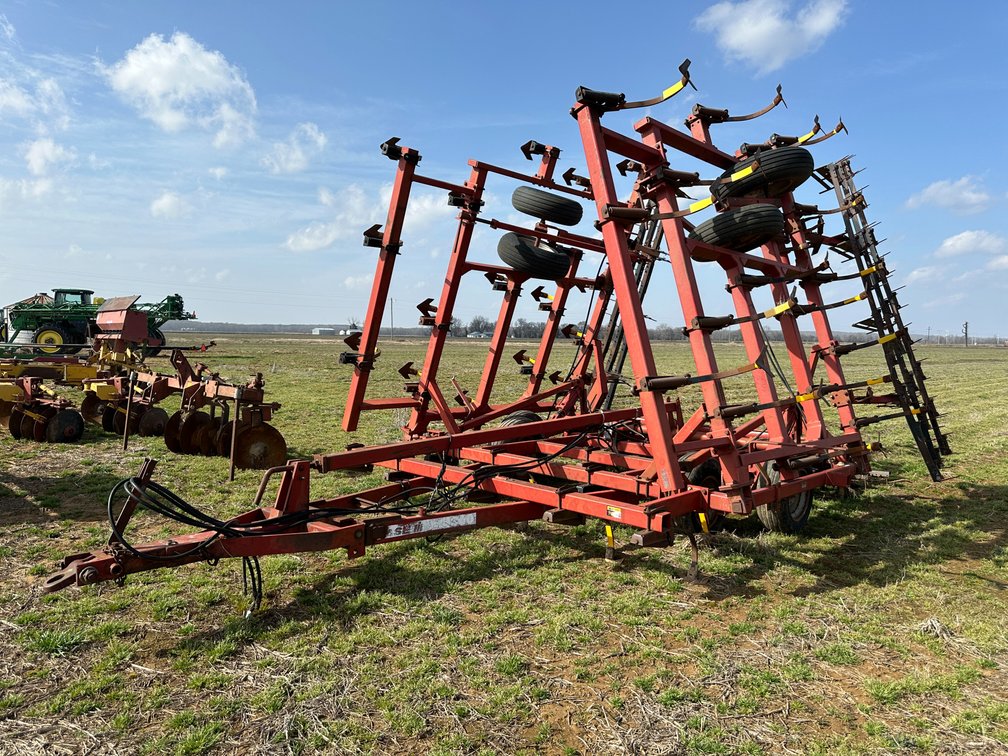 Case IH 4300 30' Field Cultivator