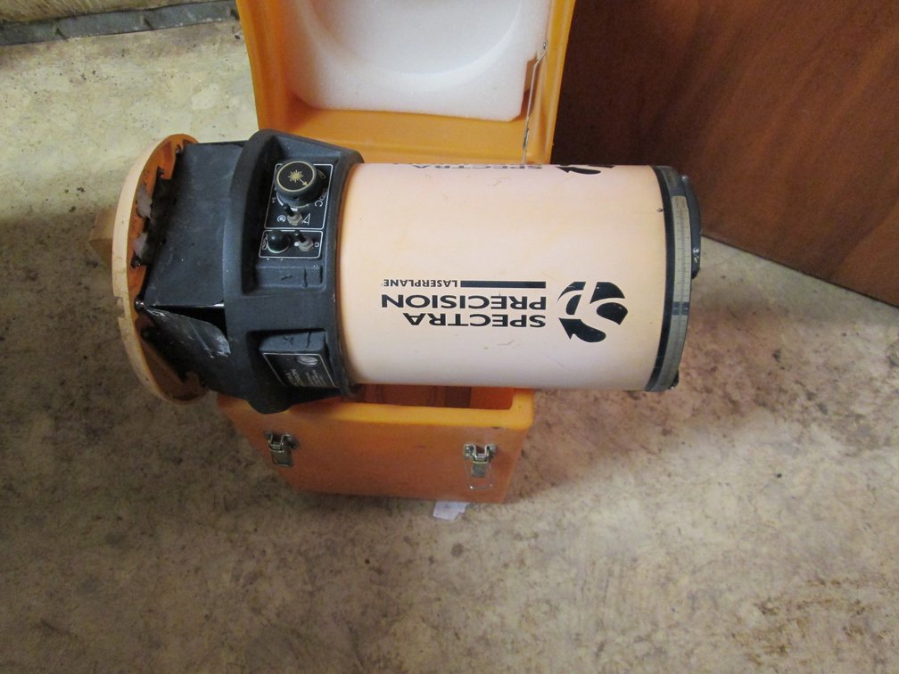 Spectra Precision Laser Level