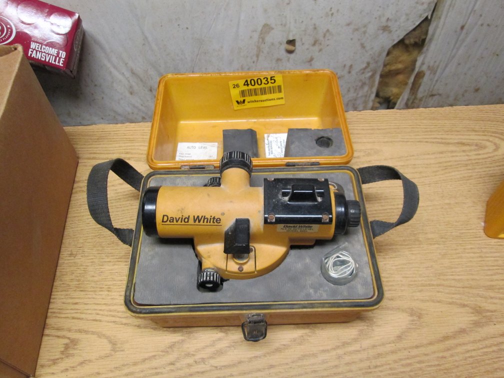 David White  8884 Auto Level