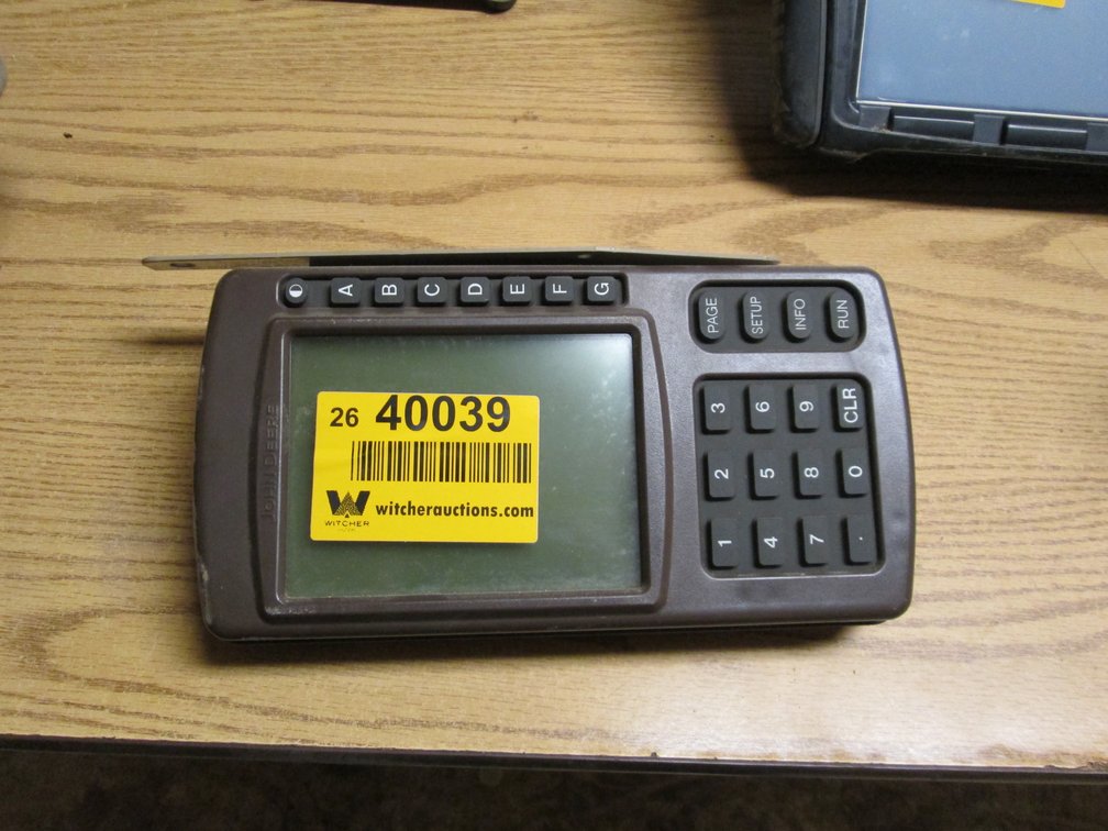 John Deere  Brown Box  PCGU02E152315