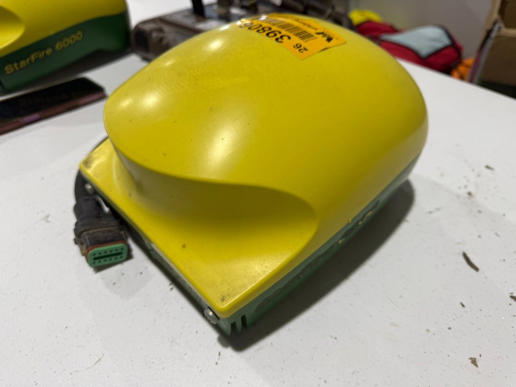 John Deere StarFire 6000 Guidance Reciever