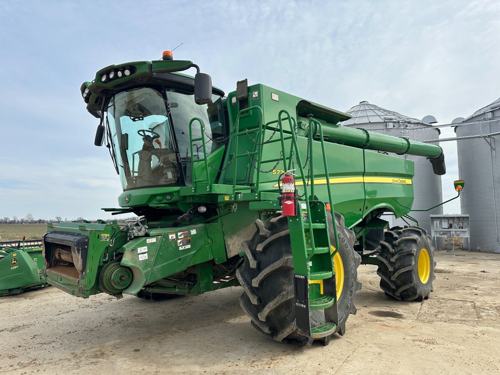 2020 John Deere S770 PRWD Combine