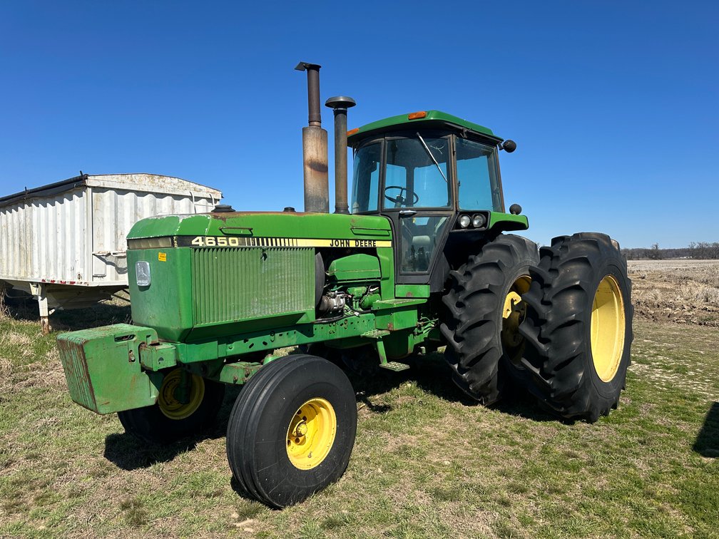 1985 John Deere 4650  Tractor