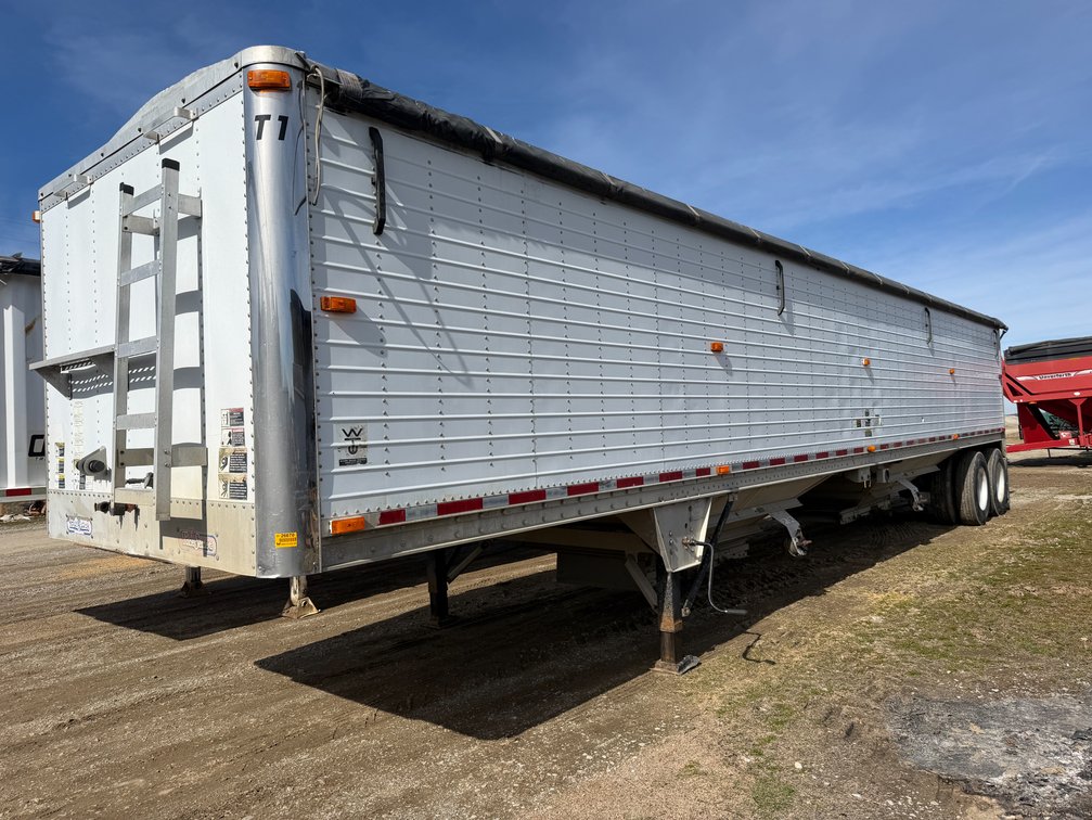 2009 Wilson Pacesetter 42' T/A Hopper Bottom Trailer VIN: 1W1MCF1A29B252441