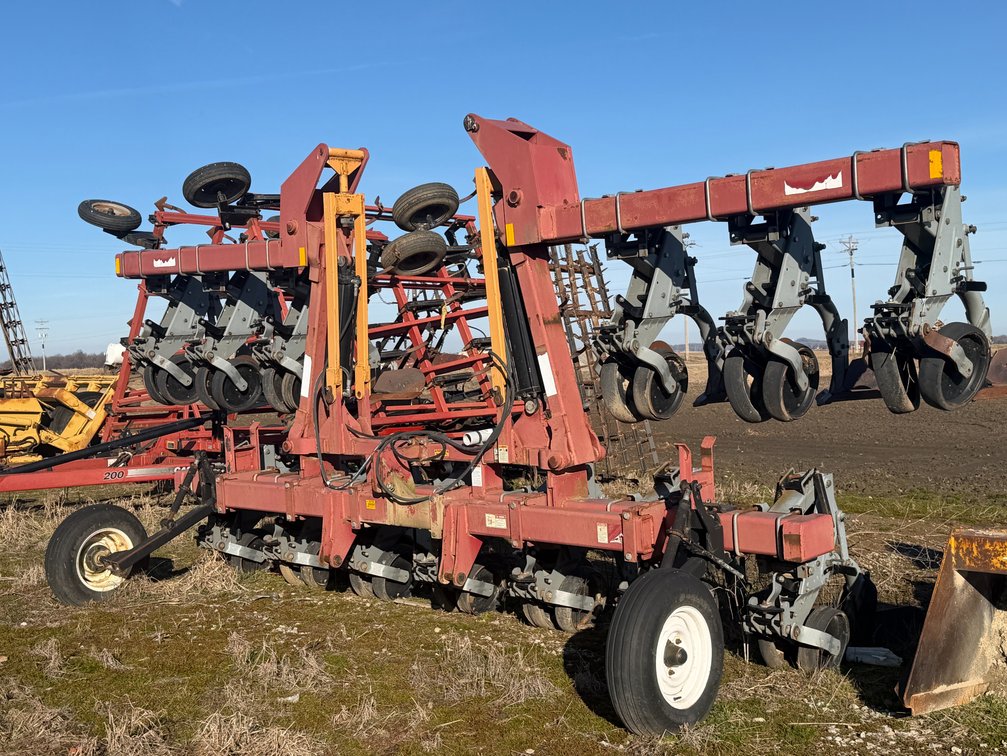 W&A Manufactoring 2110 12-row 30.5" Cultivator