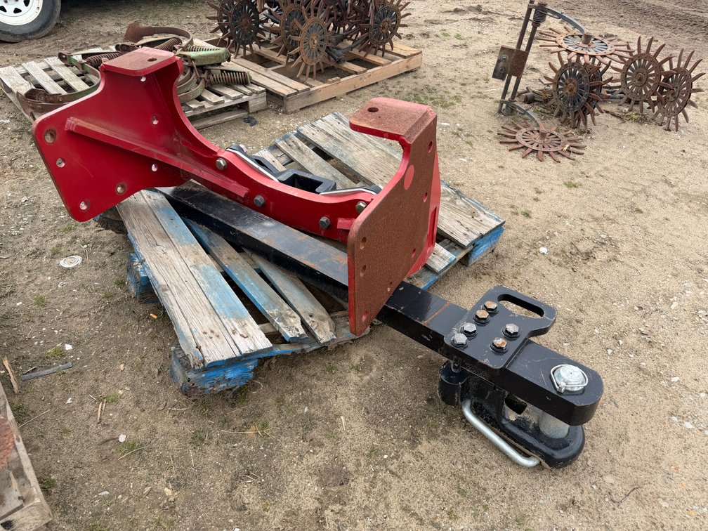Unused Case 580 Stieger Scraper Drawbar & Hitch