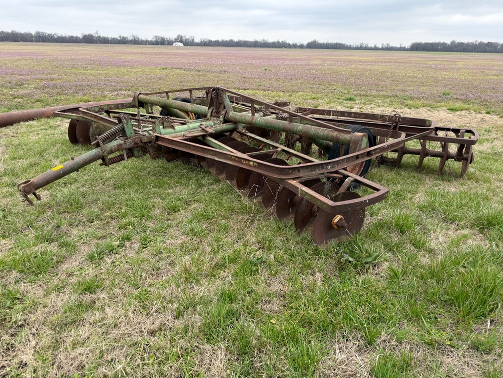 John Deere 14' Disk
