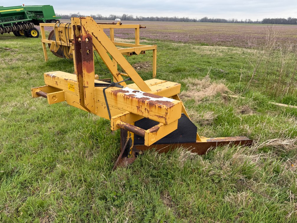 Levee Splitter