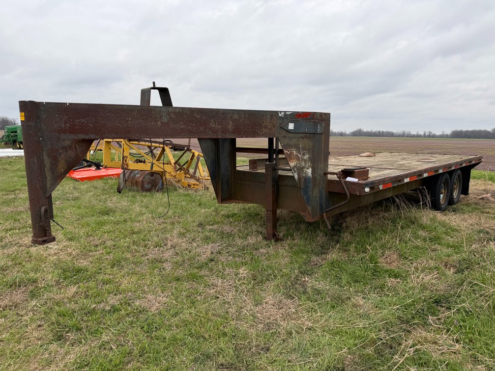 1978 Big Valley 20' T/A Gooseneck Flatbed Trailer VIN: 4892