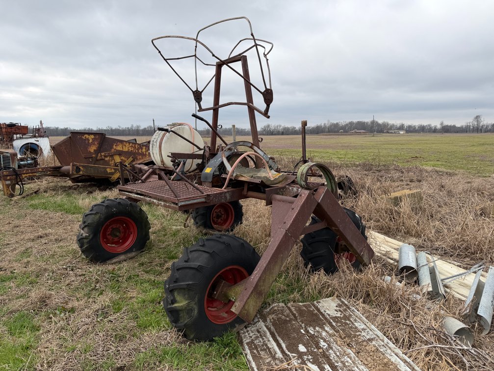 Hustler Levee Sprayer