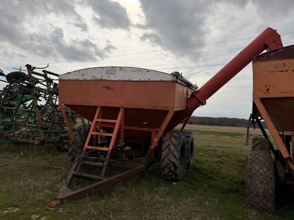 Dennis Grain Cart