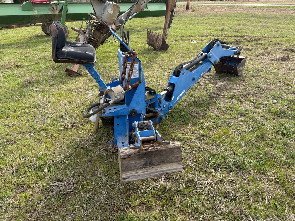 Rhino 85 3pt Backhoe Attachment