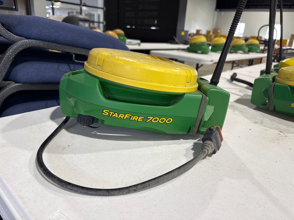 John Deere  7000  StarFire Guidance Reciever PCS17UB212207