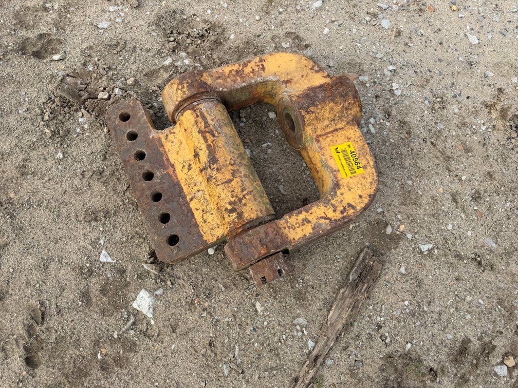 Scraper Hitch