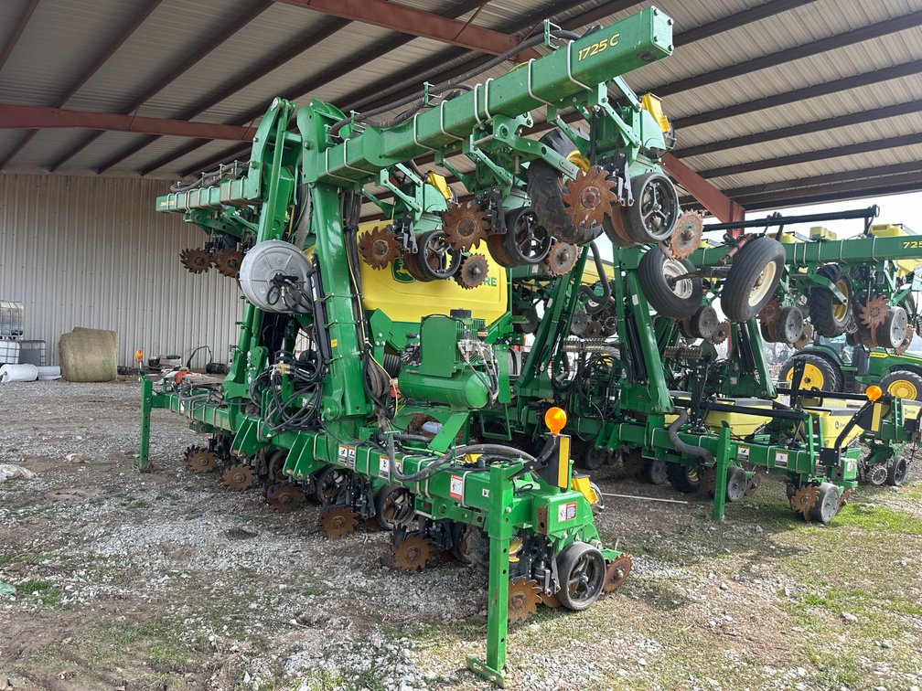 2022 John Deere 1725C 12-row 38" Hi-Speed Exact Emerge Planter