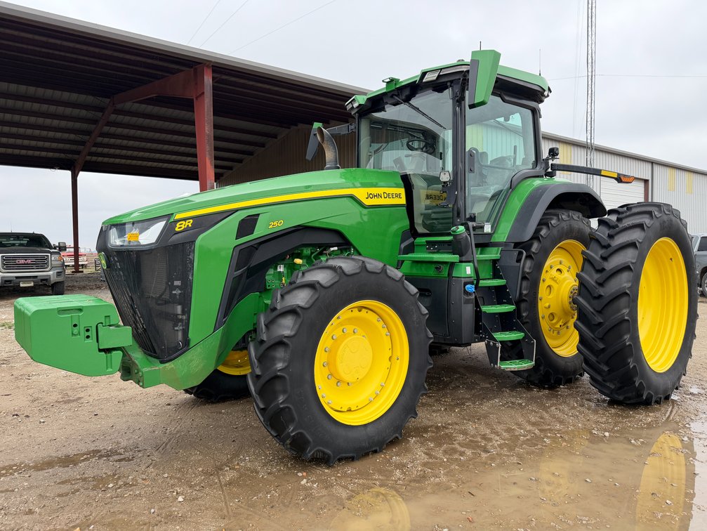 2023 John Deere 8R 250 MFWD Tractor