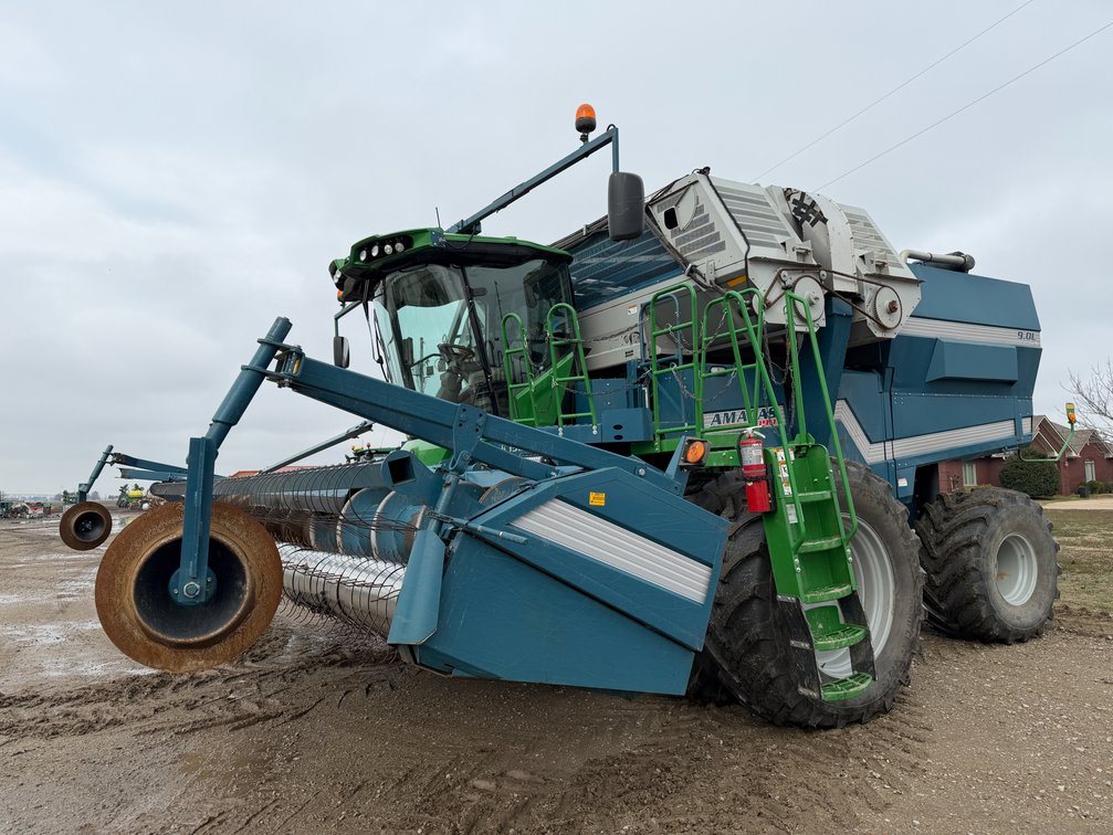 2023 Amadas 9990  Self-Propelled Peanut Combine