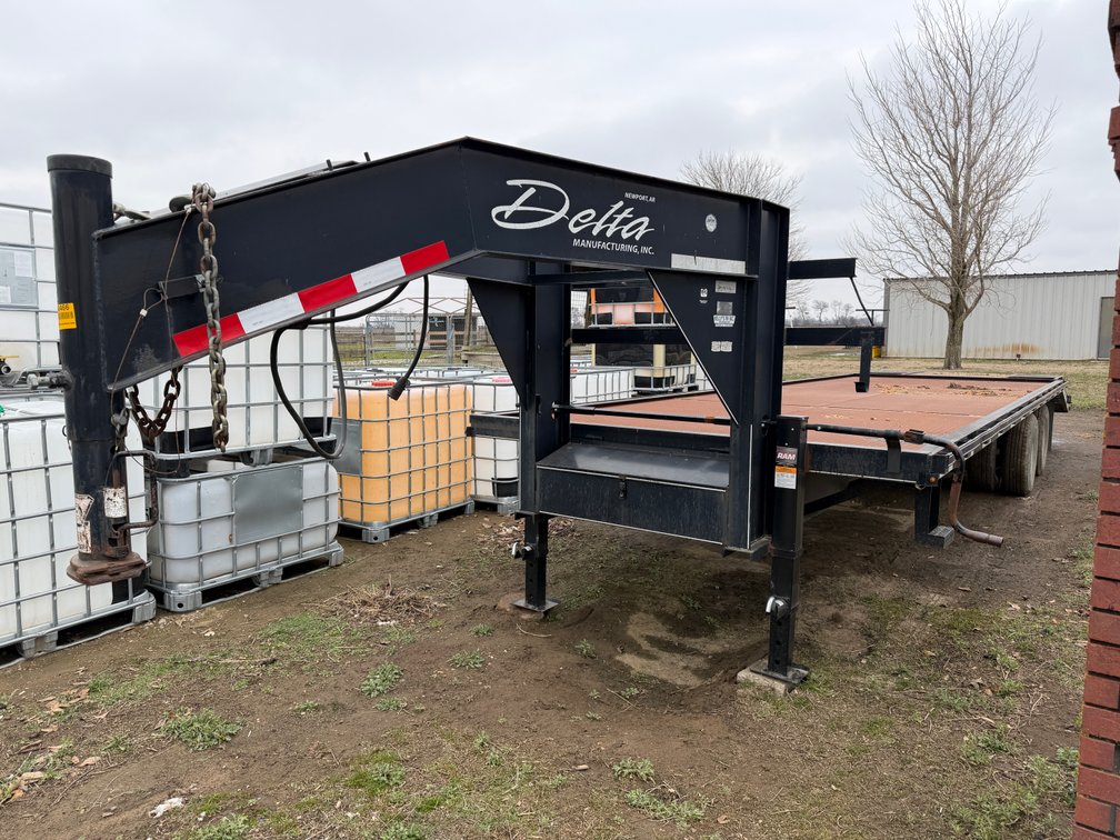 2013 Delta T/A Gooseneck Flatbed Trailer 4MWGF3029DN033550