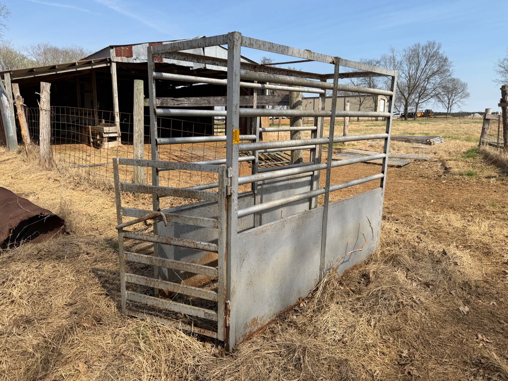 7' Cattle Alleyway