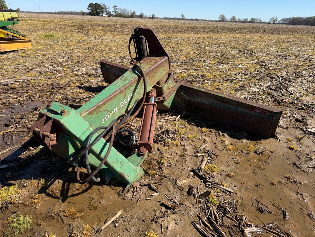 John Deere 9' Blade