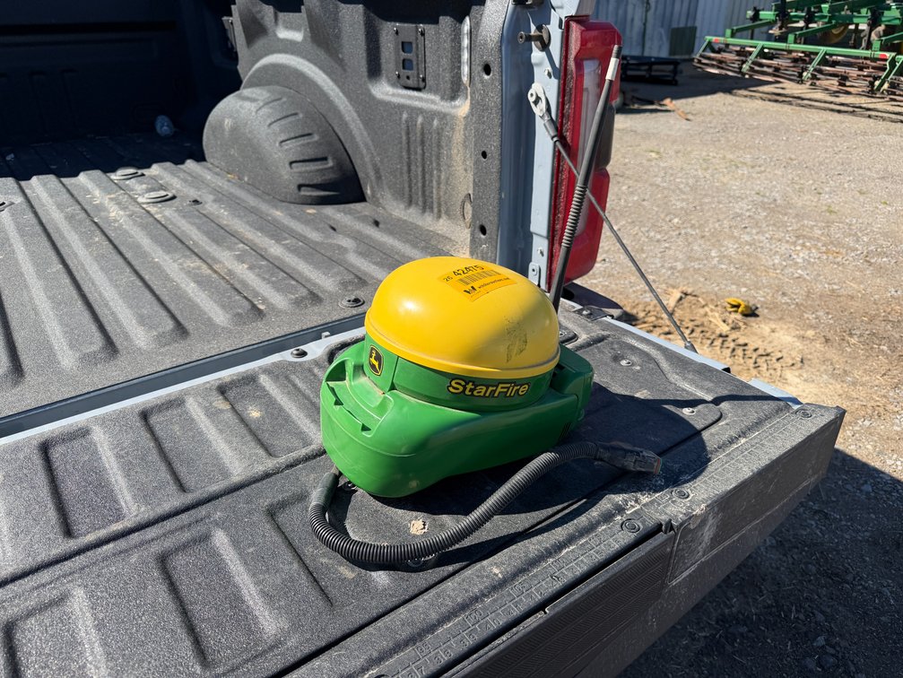 John Deere 3000 StarFire Guidance Reciever