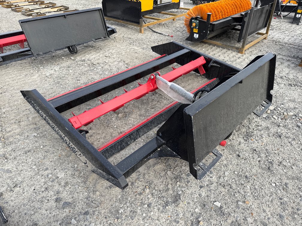 Unused GIYI FR70 70" Skid Steer Flat Ripper PDSTQ260137 INV# 41973