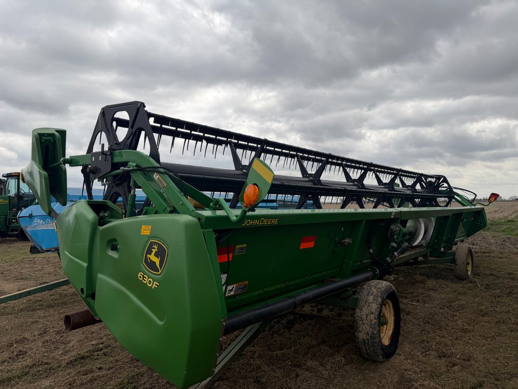 2013 John Deere 630F 30' Platform Header *Gene Privett Package