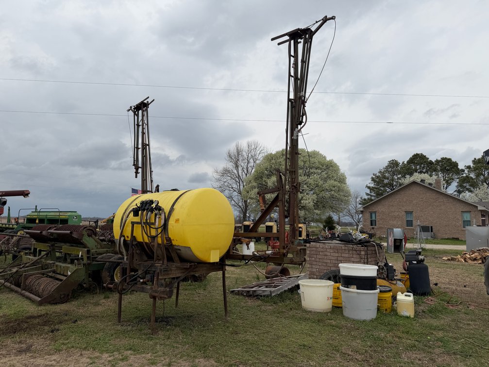 300 Gallon 40' 3pt Sprayer *Gene Privett Package