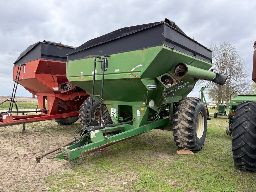 Brent 672 Grain Cart *Gene Privett Package