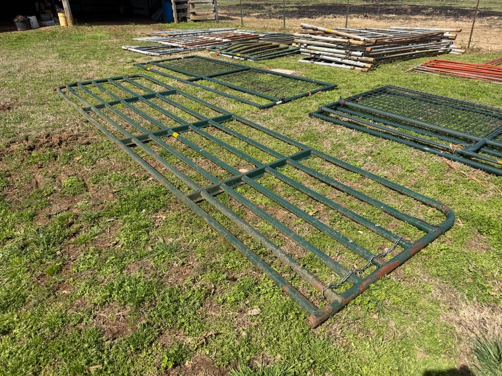 ~15.5’ x 4' Gate