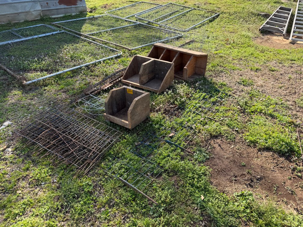 Lot of Nesting Boxes, Garden Edging, & T-Posts