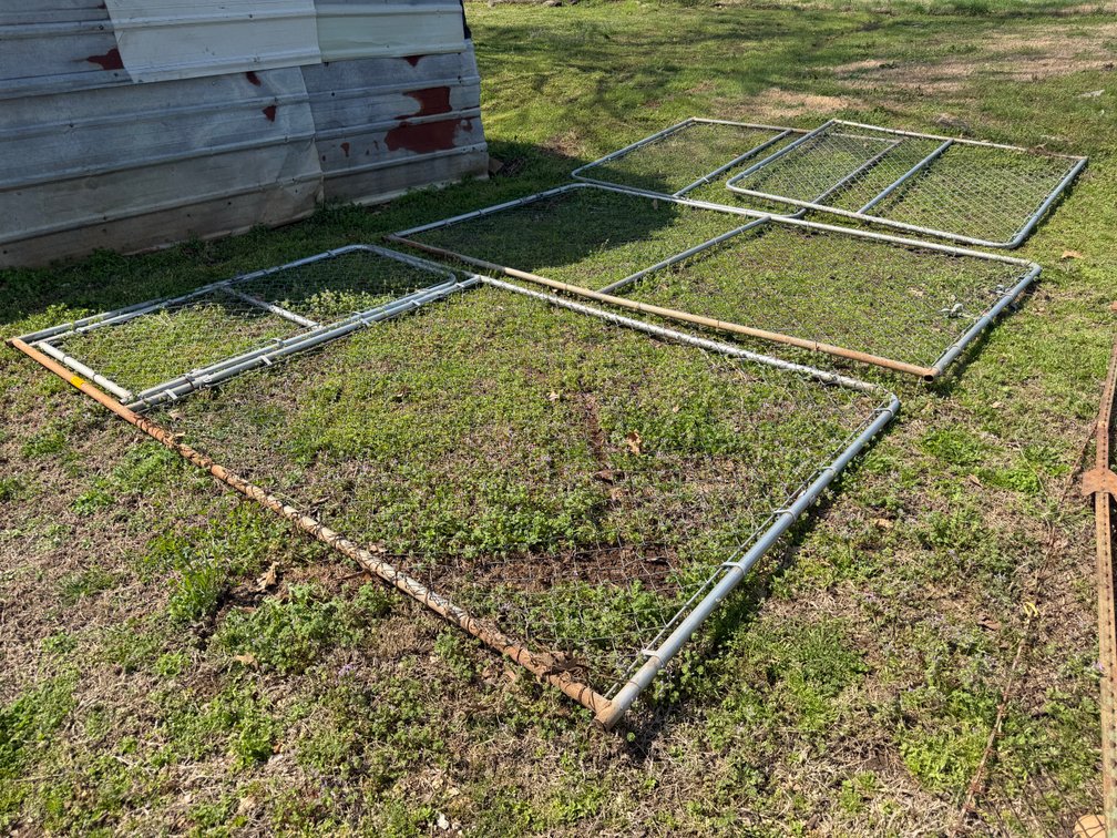 10' x 6' x 6' Dog Cage