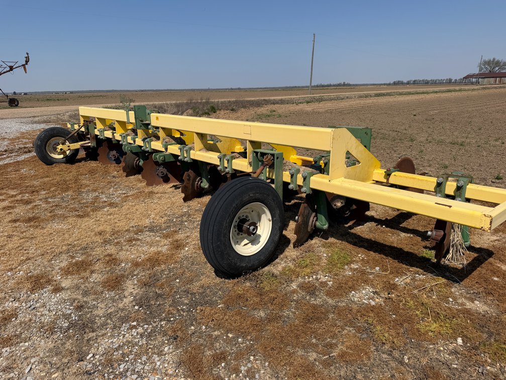 2010 Roll-A-Cone 8-row 38" Hipper 10-3766