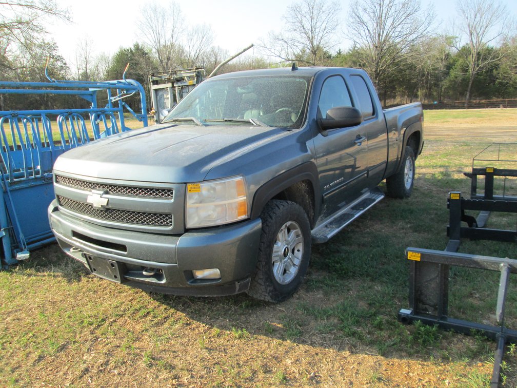 2011 Chevrolet Silverado  4x4 Pickup 1GCRKTE32BZ269380 INV# 37320