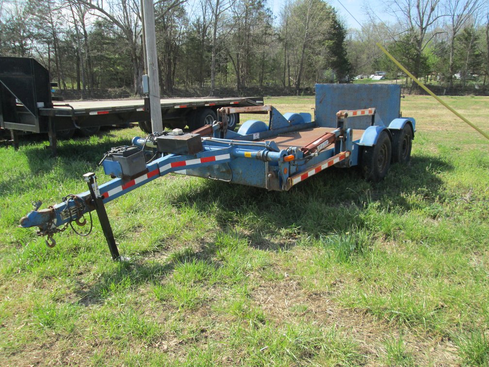2003 Lifetime  EPT4-314B 14' T/A Hyd Lift Trailer  1LPTE214931FEB029 INV# 43995