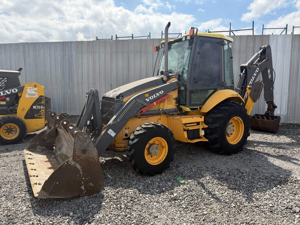 2009 Volvo BL70 4x4 Backhoe Loader