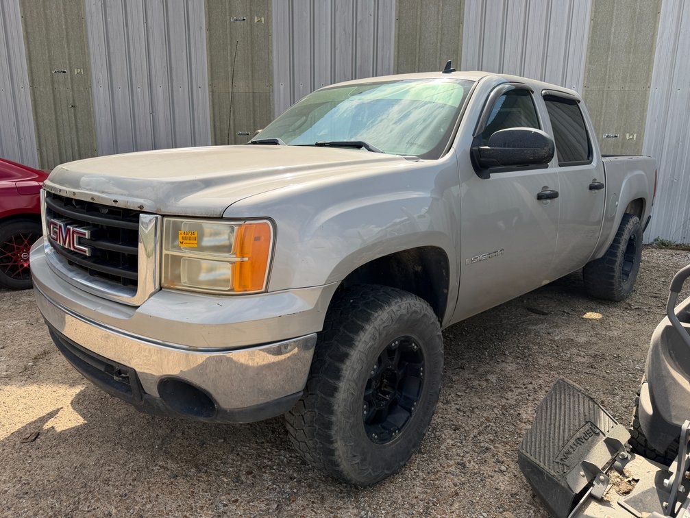 2008 GMC Sierra 4x4 Pickup VIN: 3GTFK13388G250699
