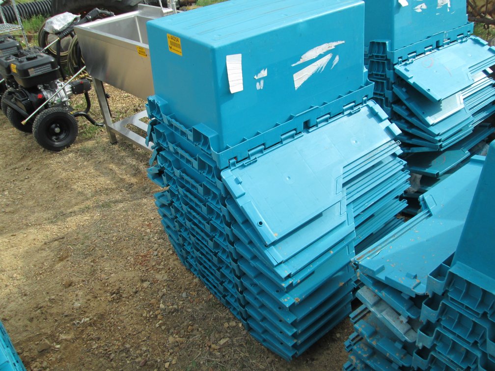 Lot of (8) Unused 24"x15" Storage Totes INV# 44254