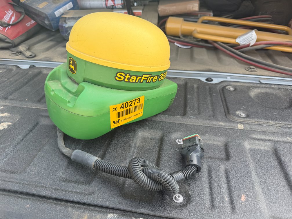 John Deere StarFire 3000 Guidance Receiver