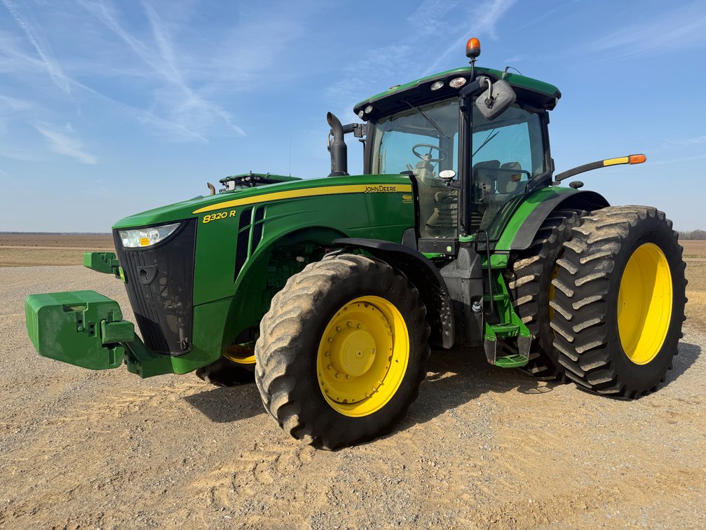 2017 John Deere 8320R MFWD Tractor