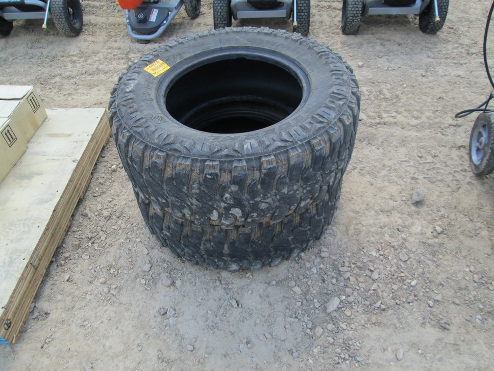 Lot of (2) 265/70R17 Tires INV# 44650